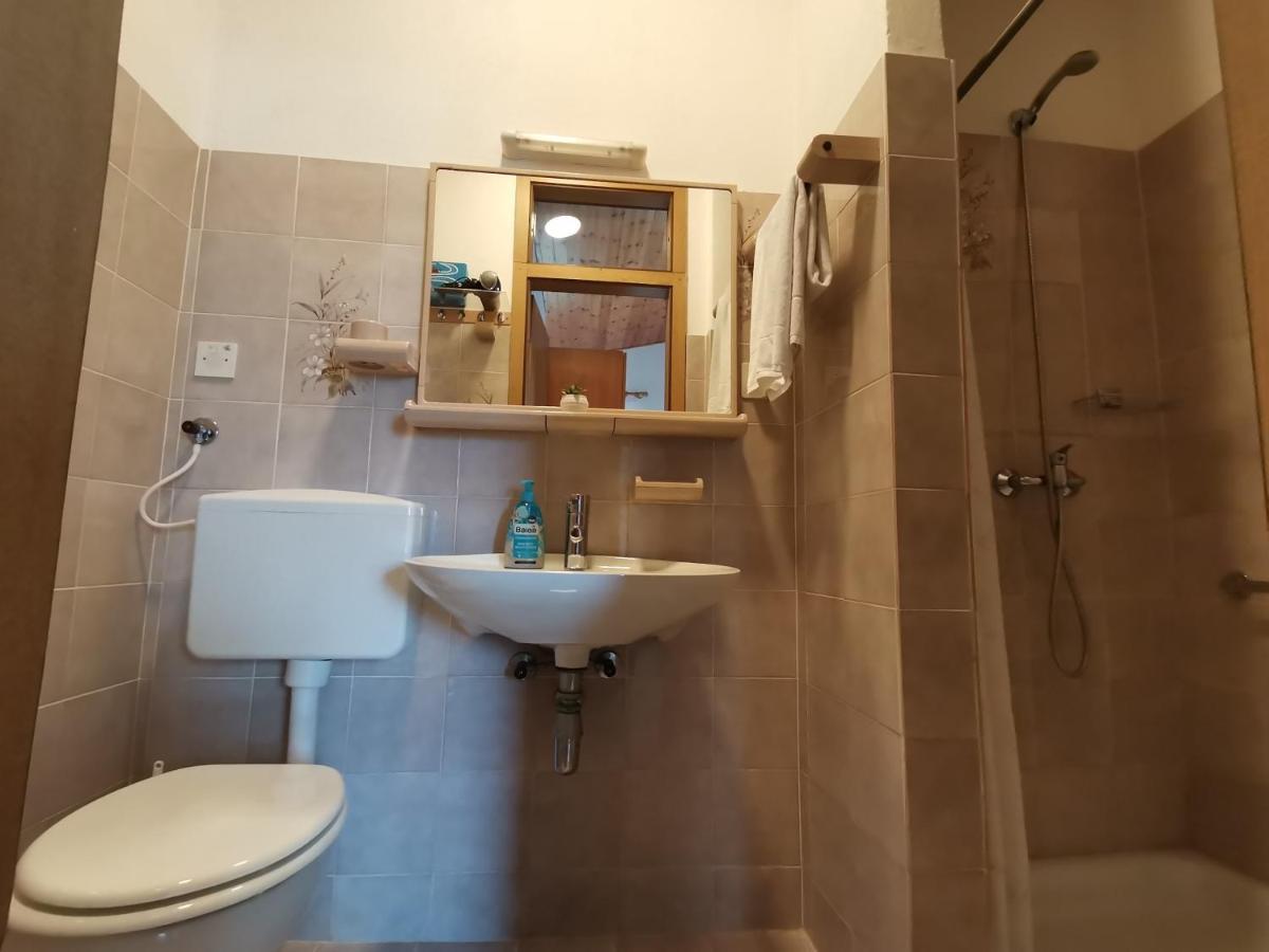 Apartment Studio Zvonka Zambratija  Luaran gambar